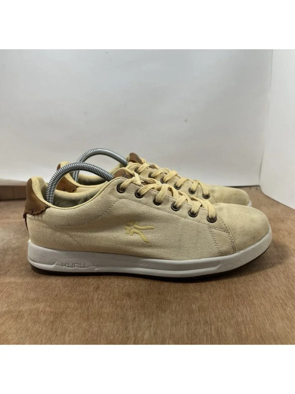 Kuru Roam Classic Court Womens Size 9.5 Athletic Leather Shoes Sneakers
